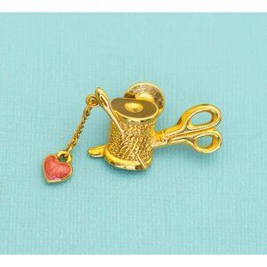 Vintage Tailor's Thread and Needle Pin by Avon - E29